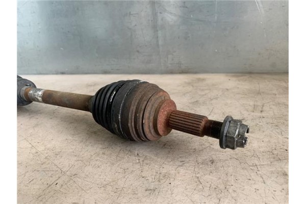 Recambio de palier delantero izquierdo para renault clio iii 1.5 dci (br17, cr17) referencia OEM IAM 8200499585  