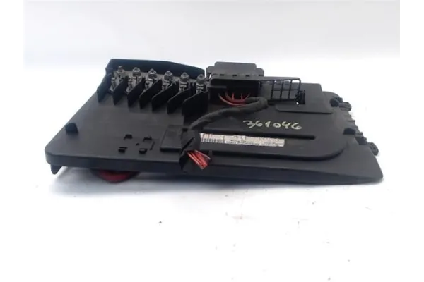 Recambio de tapa bateria para seat ibiza (6l1) 1.9 tdi referencia OEM IAM 6Q0937550  