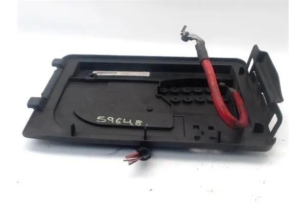 Recambio de tapa bateria para seat ibiza (6l1) 1.9 tdi referencia OEM IAM 6Q0937550  