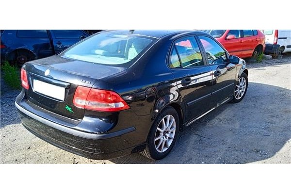 saab 9-3 berlina del año 2005