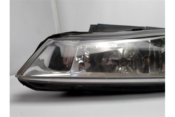 Recambio de faro delantero izquierdo para peugeot 406 berlina (s1/s2) 2.0 hdi 110 referencia OEM IAM 9630423277 0301175001 
