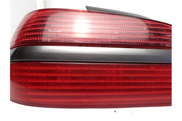 Recambio de piloto trasero izquierdo para peugeot 406 berlina (s1/s2) 2.0 hdi 110 referencia OEM IAM 9630364877  