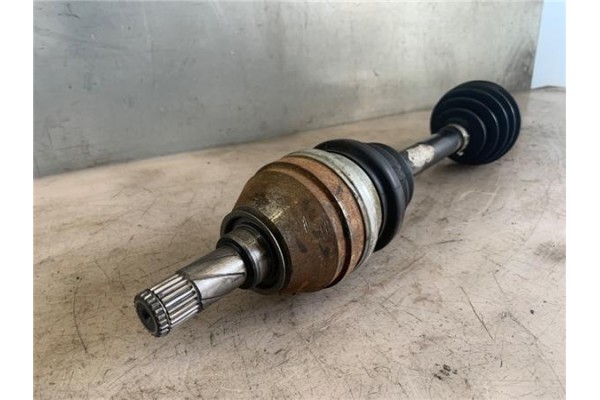 Recambio de palier delantero izquierdo para opel astra h berlina 1.8 referencia OEM IAM 50506025  