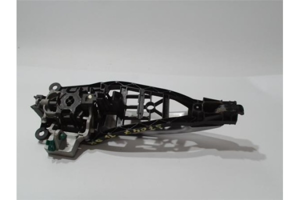 Recambio de maneta exterior trasero derecha para opel zafira b 1.9 enjoy referencia OEM IAM 24463750  