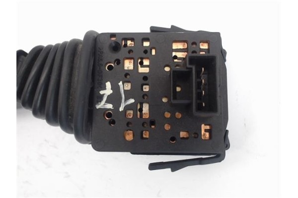 Recambio de mando de luces para opel meriva referencia OEM IAM 09185417 12268601 (09185417 , OPEL | 1241028 , OPEL | 9185415 , O