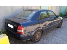 mazda 323 f/s berlina (bj) del año 2000