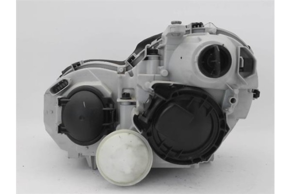 Recambio de faro delantero dcho para mercedes-benz clase c (bm 203) berlina 2.2 200 cdi (203.004) referencia OEM IAM A2038200261