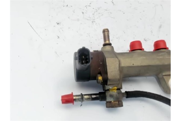 Recambio de rampa inyectores para opel corsa c 1.3 cdti referencia OEM IAM 46817523 0445214044 