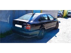 skoda octavia berlina (1u2) del año 2000