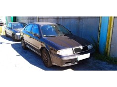 skoda octavia berlina (1u2) del año 2000