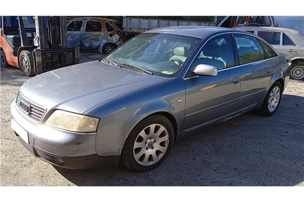 audi a6 berlina (4b2) del año 2002