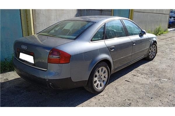 audi a6 berlina (4b2) del año 2002
