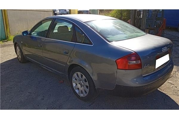 audi a6 berlina (4b2) del año 2002