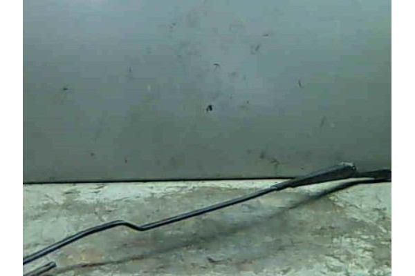 Recambio de brazo limpiaparabrisas delantero para volkswagen golf iii berlina (1h1)(1991) 2.0 referencia OEM IAM   