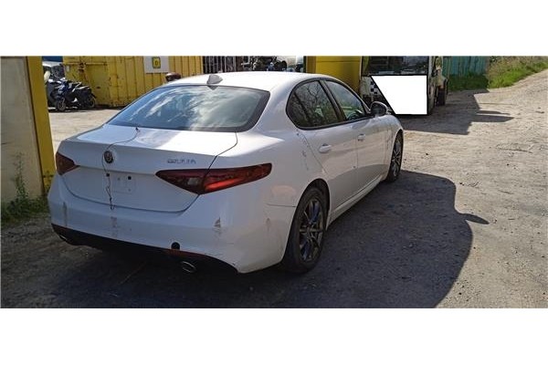 alfa romeo giulia (952) del año 2018