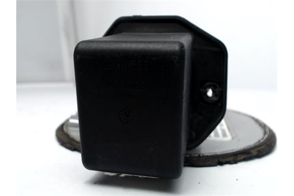 Recambio de tapa exterior combustible para opel zafira 1.6 referencia OEM IAM 182823 93185623 
