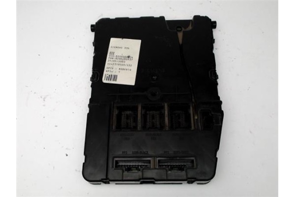 Recambio de caja fusibles/rele para renault megane ii (bm0/1_, cm0/1_) 1.5 dci (bm0f, cm0f) referencia OEM IAM 8200306434 S11839