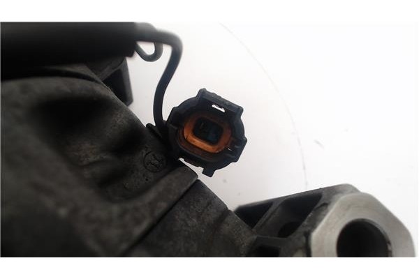 Recambio de compresor aire acond. para nissan almera (n15) 1.6 referencia OEM IAM d871235581  