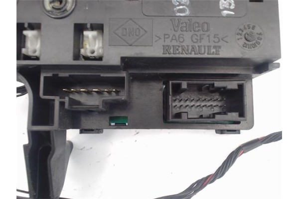 Recambio de mando limpiaparabrisas para renault scenic ii (jm) referencia OEM IAM   