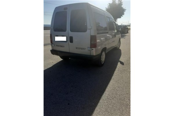 peugeot expert furgón (222) del año 2000