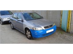 opel astra g berlina del año 2004
