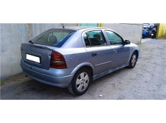 opel astra g berlina del año 2004
