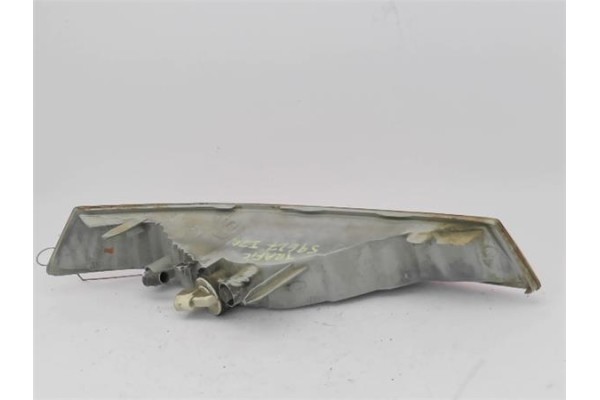 Recambio de intermitente delantero izquierdo para renault trafic ii furgón (fl) 2.5 dti referencia OEM IAM 8200007031  