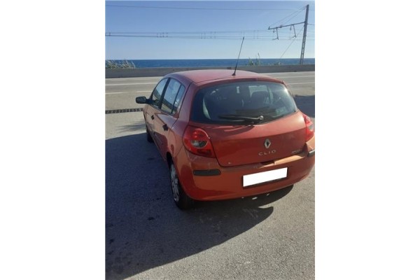 renault clio iii del año 2006