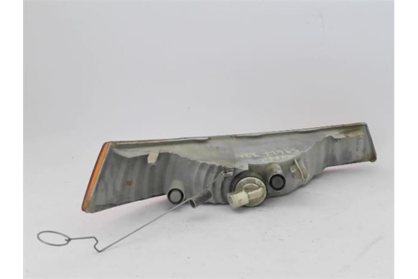 Recambio de intermitente delantero izquierdo para renault trafic ii furgón (fl) 2.5 dti referencia OEM IAM 8200007031  