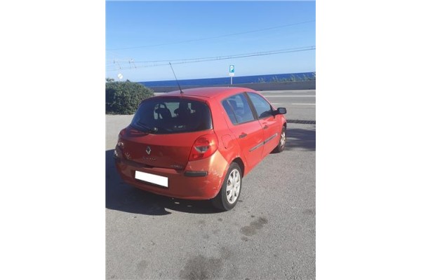 renault clio iii del año 2006