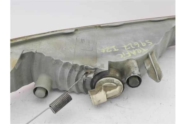 Recambio de intermitente delantero izquierdo para renault trafic ii furgón (fl) 2.5 dti referencia OEM IAM 8200007031  