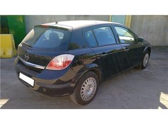opel astra h berlina del año 2004