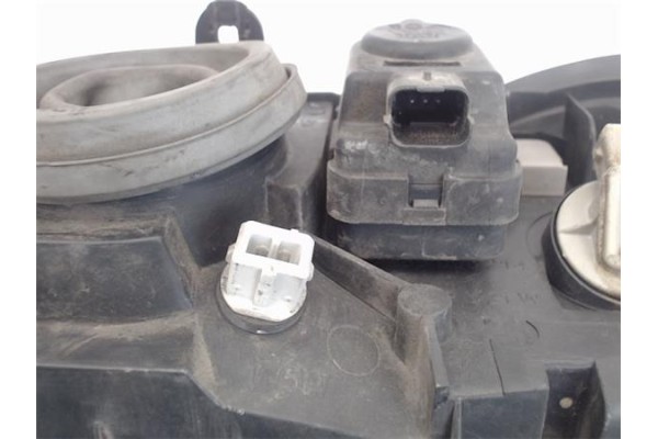 Recambio de faro delantero dcho para citroen saxo referencia OEM IAM 9636331680/6205W2 89003433 