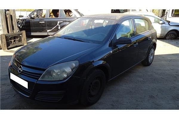 opel astra h berlina del año 2004