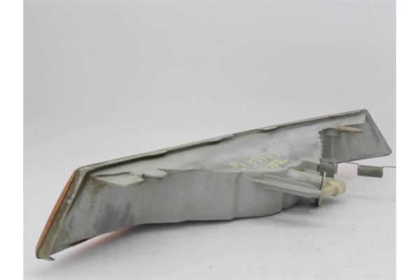 Recambio de intermitente delantero dcho para renault trafic ii furgón (fl) 2.5 dti referencia OEM IAM 8200007030  