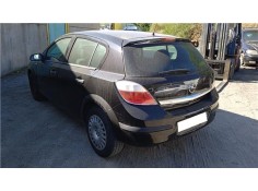 opel astra h berlina del año 2004