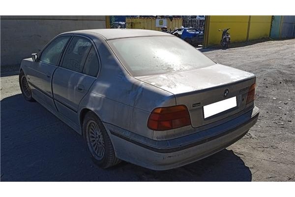 bmw serie 5 berlina (e39) del año 1996