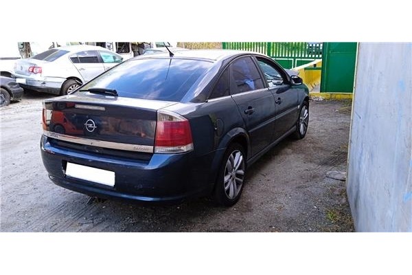 opel vectra c berlina del año 2006