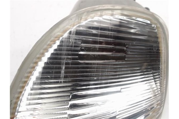 Recambio de intermitente delantero dcho para citroen saxo referencia OEM IAM 183583B  