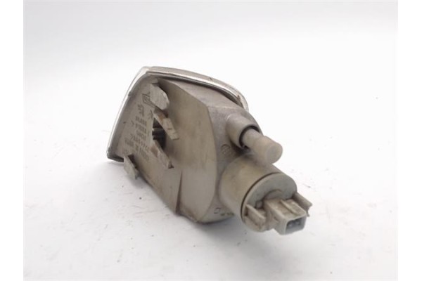 Recambio de intermitente delantero dcho para citroen saxo referencia OEM IAM 40376  