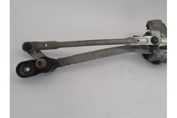 Recambio de motor limpiaparabrisas delantero para mazda 3 sedán (bk) 1.6 di turbo referencia OEM IAM 0390241731  