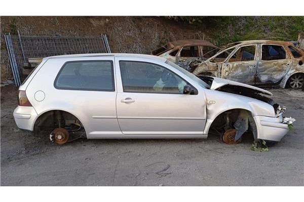 volkswagen golf iv berlina (1j1) del año 1999