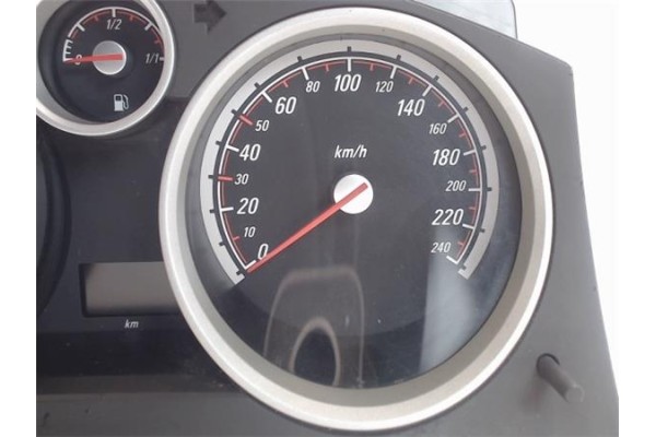 Recambio de cuadro completo para opel astra h gtc 1.9 sport referencia OEM IAM 13216676 SW4405 