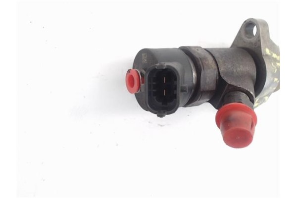 Recambio de inyector para mazda 3 sedán (bk) 1.6 di turbo referencia OEM IAM 0445110188  