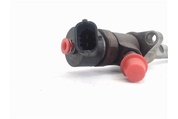 Recambio de inyector para mazda 3 sedán (bk) 1.6 di turbo referencia OEM IAM 0445110188  