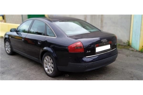 audi a6 berlina (4b2) del año 2000