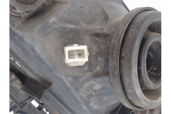 Recambio de faro delantero dcho para citroen saxo referencia OEM IAM 9618343380 86201753E 