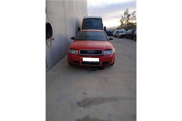 audi a4 berlina (8e) del año 2004