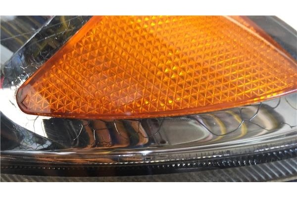 Recambio de faro delantero izquierdo para kia cerato (ld) 2.0 crdi referencia OEM IAM 921012F220  