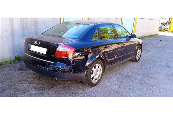 audi a4 berlina (8e) del año 2001